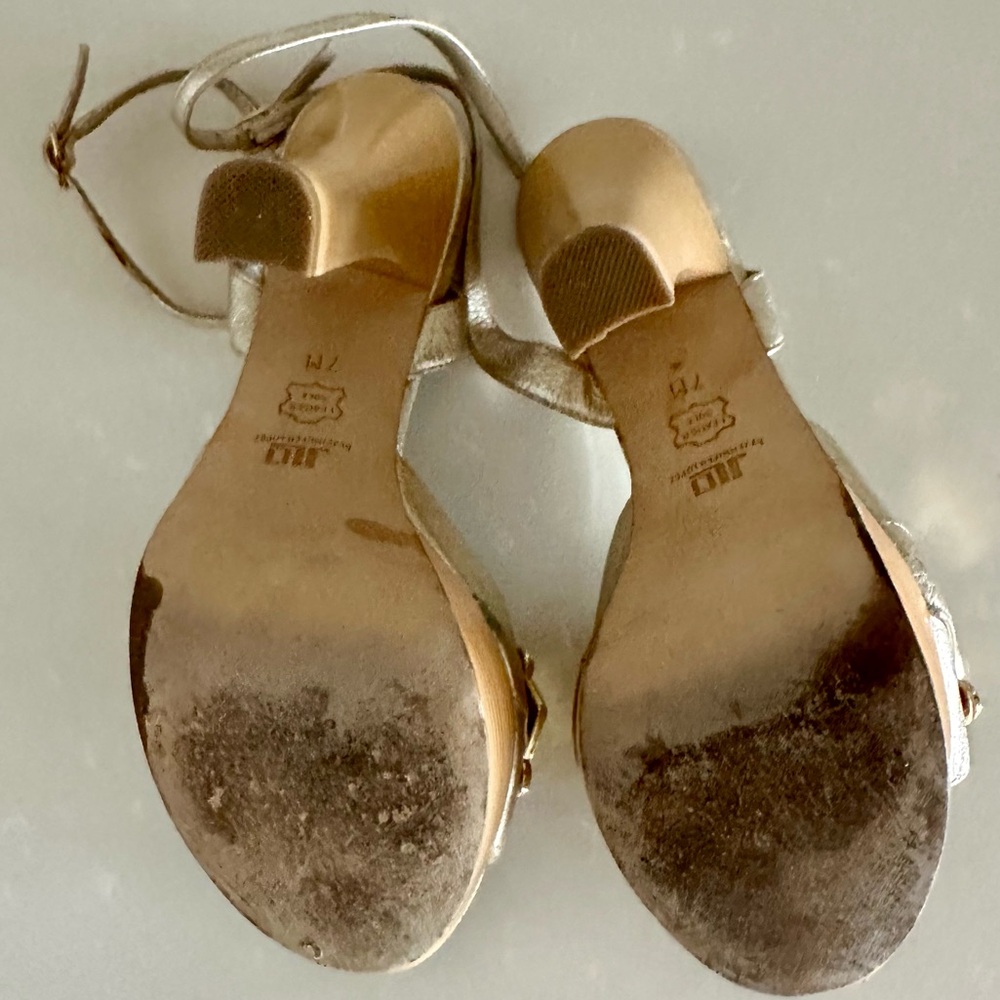 Jennifer Lopez Shay Gold Leather Chunky Heels Size 7 - Picture 10 of 14